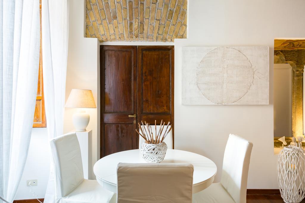 Colosseo Luxury Apartment Рим Екстериор снимка